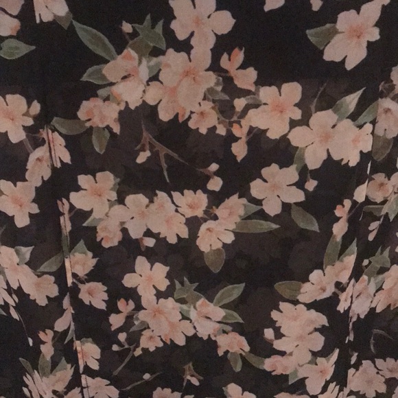 Long skirt with slits - Picture 2 of 3